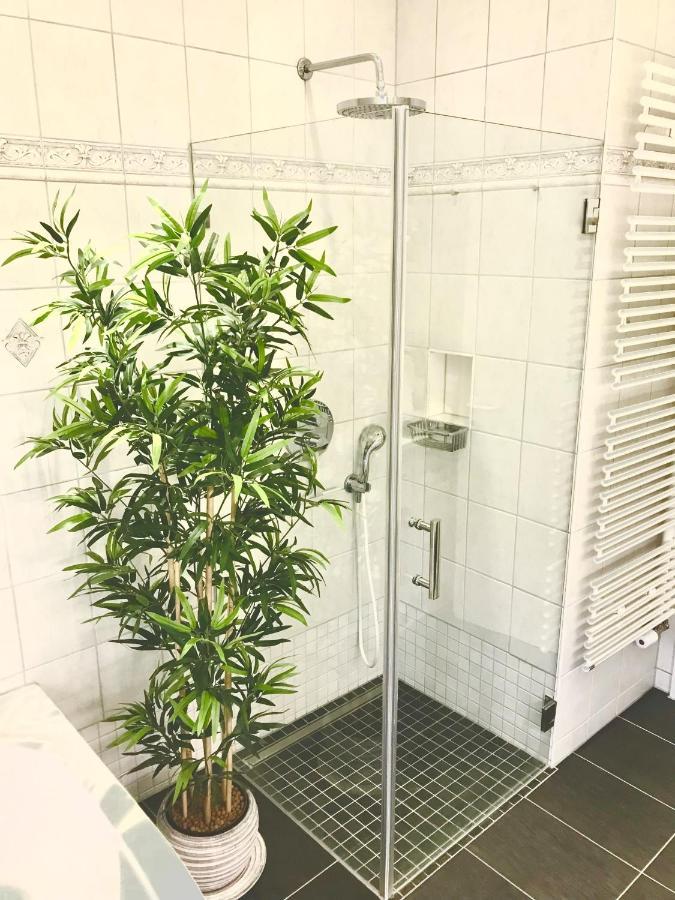 Stadtpark-Oase Erfurt Exteriör bild
